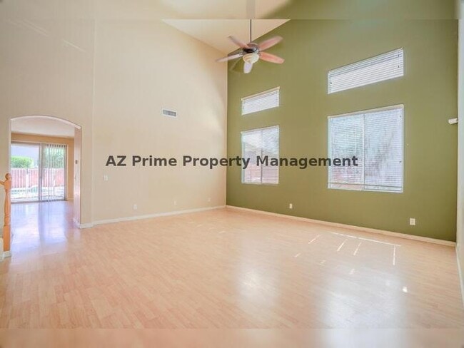 Photo - 17647 W Rimrock St