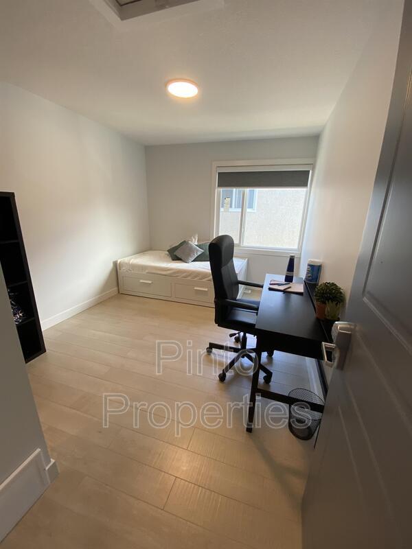 Photo - 10749-10786 86 Ave NW