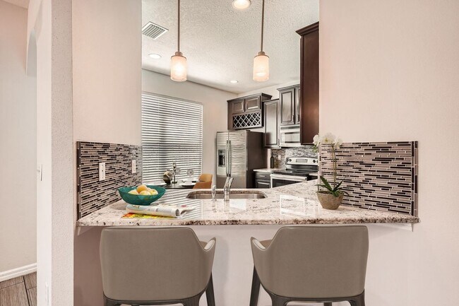 7001 Interbay Blvd Unit 101
