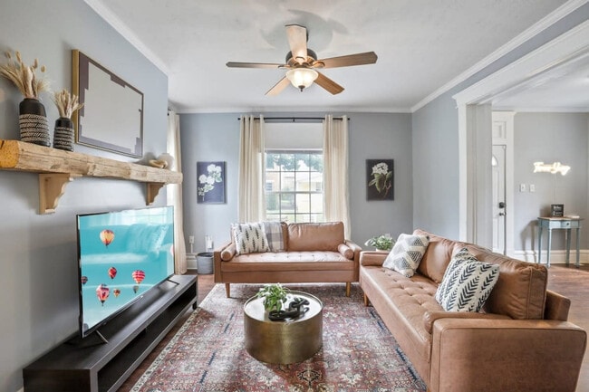 Photo - 2393 Indiana Ave Apartment Unit ID1072684P