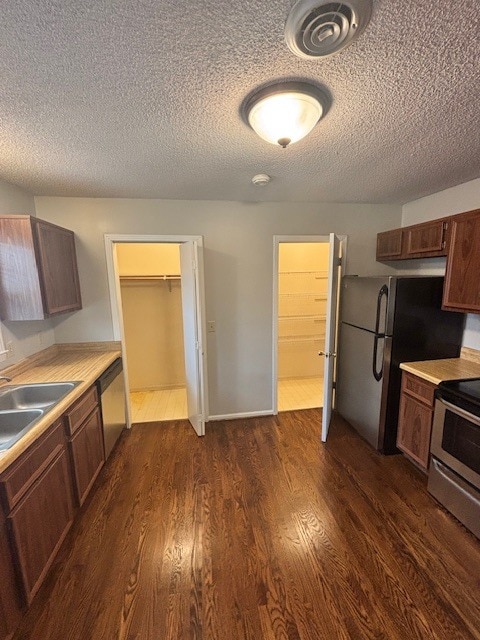 Lavandería (izquierda) Despensa (derecha) - 7242 Old Harding Pike