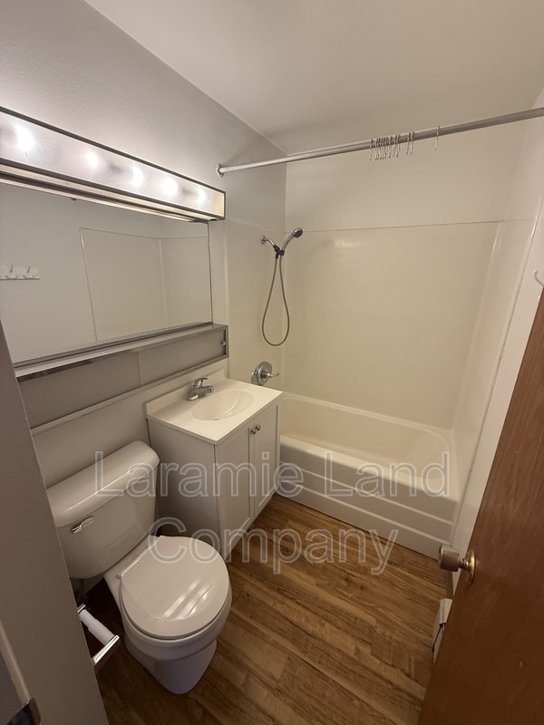 Photo - 1158 N 17th St