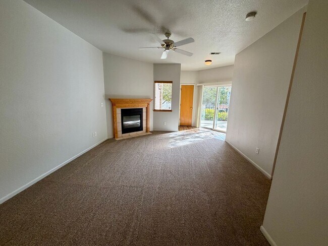 Photo - 950 52nd Ave Ct Unidad Q-2