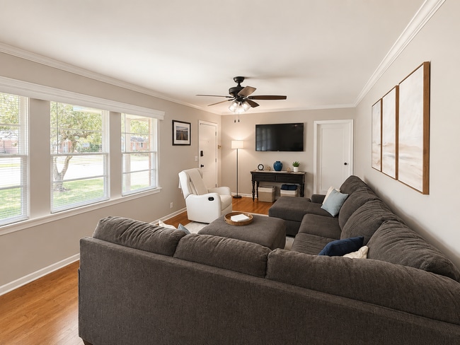 Photo - 131 Carroll St