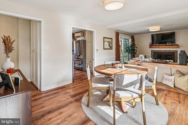 Photo - 832 Clifton Ave