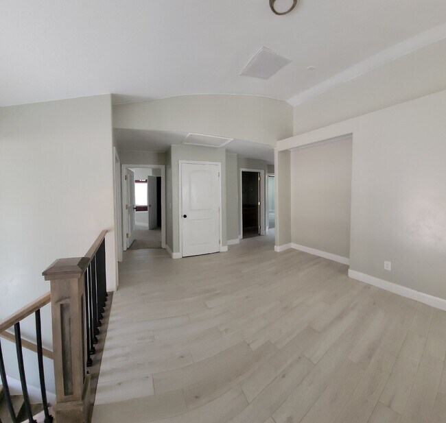 Spacious CUSTOM 4-Bedroom Home with 3 Bathrooms and an office in Hildale, UT - A Must-See Rental ...