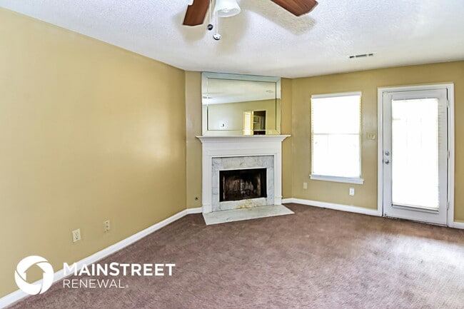 Photo - 1677 Ranmar Dr