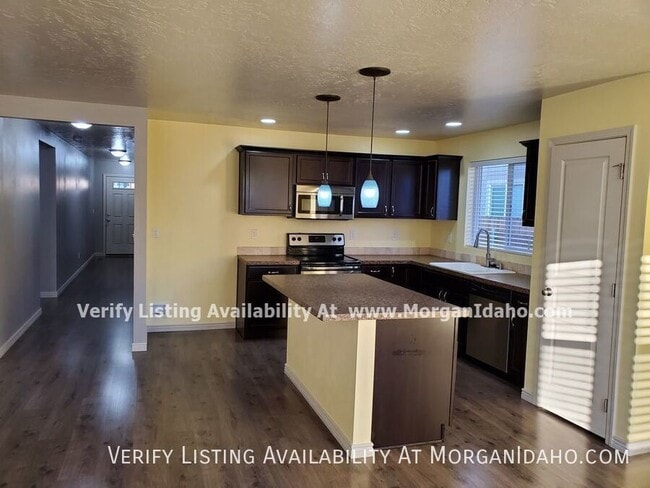 Photo - 10627 Pipevine Dr