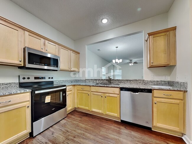 Photo - 116 Archwood Dr