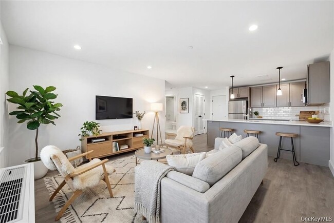 Photo - 180 Deer Park Ave Unit 306