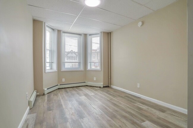 Photo - 76 Carlton Ave Unit 5