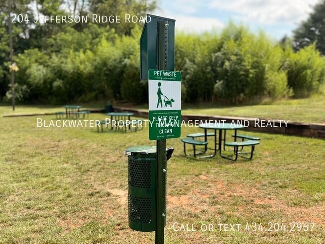 Photo - 204 Jefferson Ridge Rd