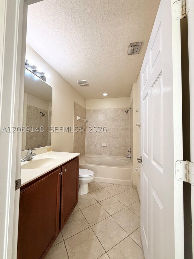 Photo - 11603 NW 89th St Unit 109