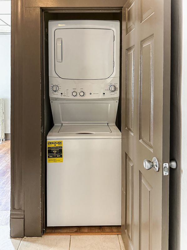 Photo - 1027 Woodlawn St