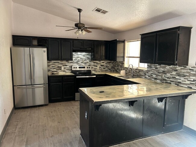 Photo - MOVE-IN READY!