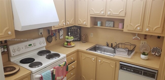 Photo - 2801 NE 183rd St Unit 1514W