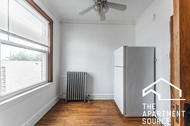 4826 W Addison St Unit 2S
