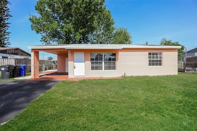 Building Photo - 1520 SW 68th Way