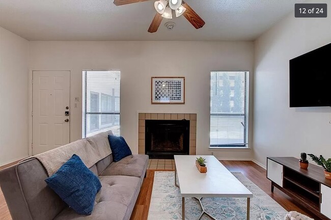Photo - 2905 Swisher St Unit 206