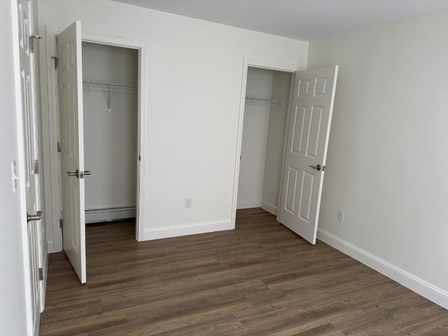 Photo - 33 Hoppin Ave Unit 33