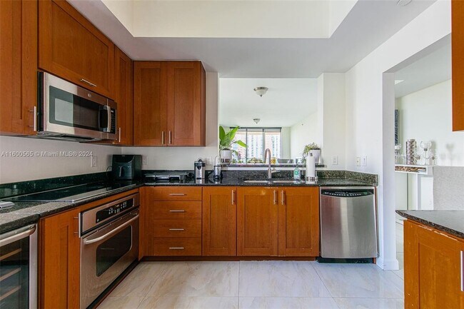 Photo - 3340 NE 190th St