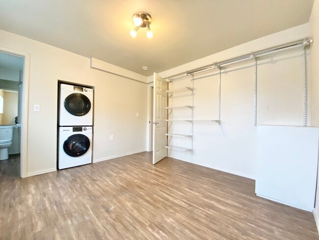 Photo - Paradise Apartments