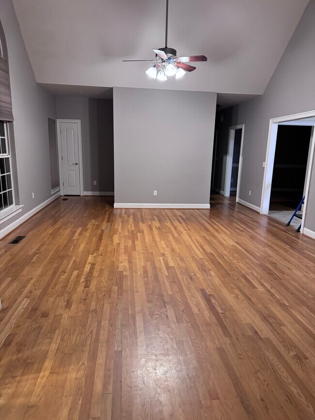 785 Mountain Trail House House Rental in Warrior, AL