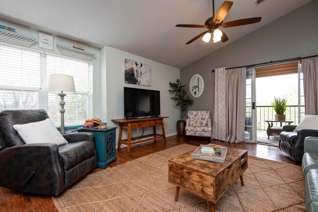 Photo - 175 W Rockford Dr Unit K9