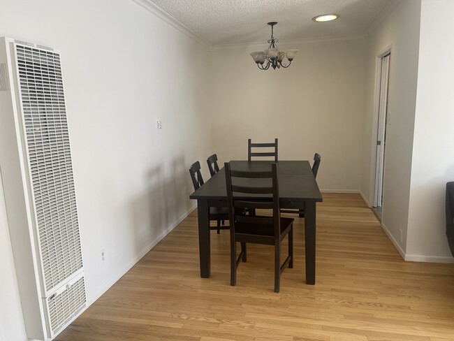 Photo - 1630 Franklin St