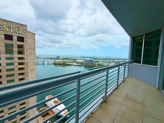 Photo - 335 S Biscayne Blvd Unidad 3408