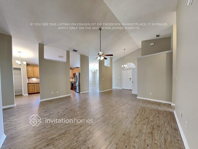 Photo - 228 Churchill Dr