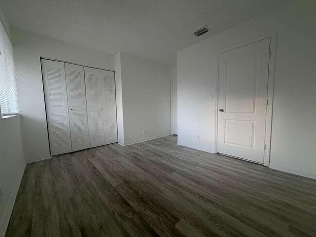 Photo - 21300 NE 8th Ct