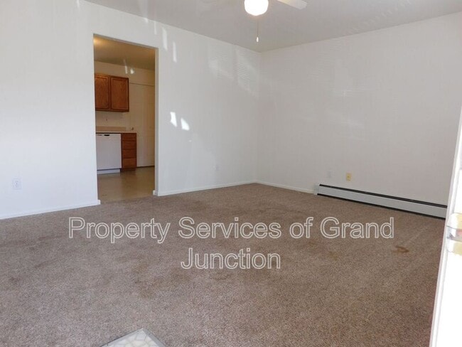 Photo - 434 Pendleton St Unit 2