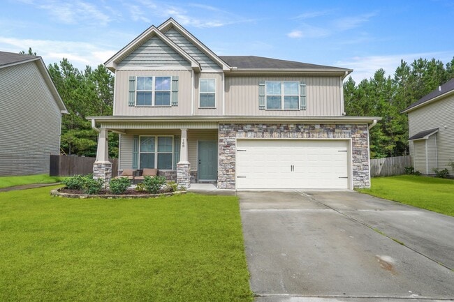 Photo - Spacious 4 Bedroom Home With Plenty of Space to Enjoy and Resort-style Amenities in Belmont Glen