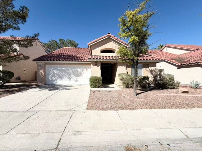 Building Photo - Wonderfully house in Summerlin