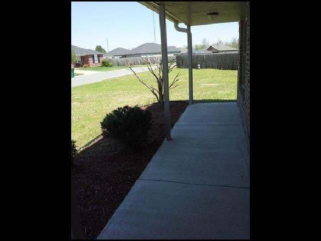 Photo - 14505 Parkway Cir