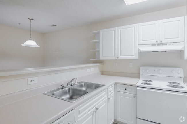 Interior Photo - Appian Way Rental