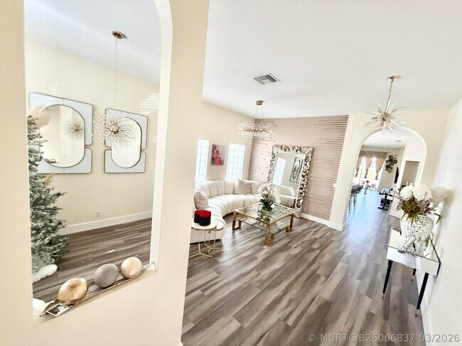 Photo - 159 Berenger Walk