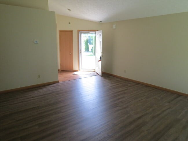 Photo - 6132 Kensington Glen Dr