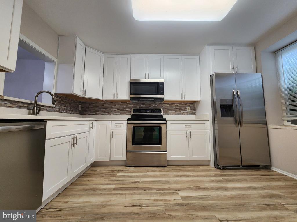 Photo - 90 Six Notches Ct