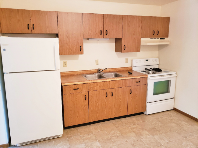 Building Photo - 621 N Lincoln St Rental
