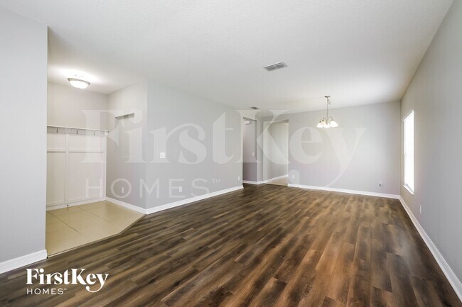 Photo - 112 Andalusia Loop