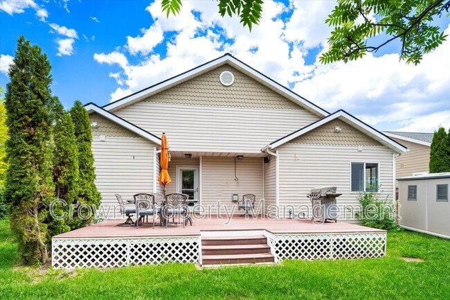 Photo - 102 Buffalo Square Ct