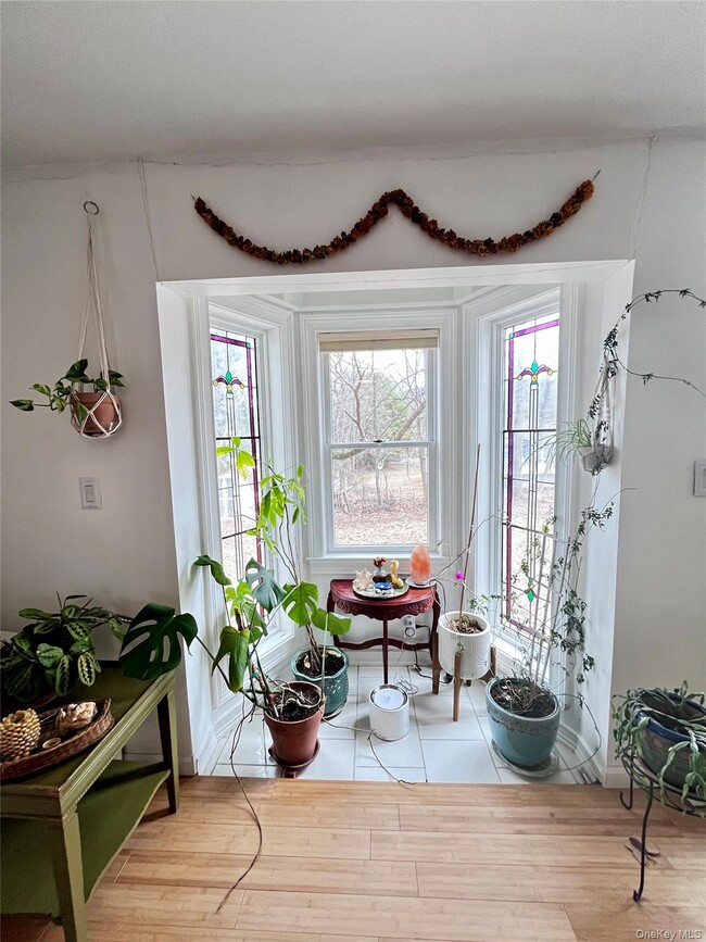 Photo - 16 Yoeman Ln