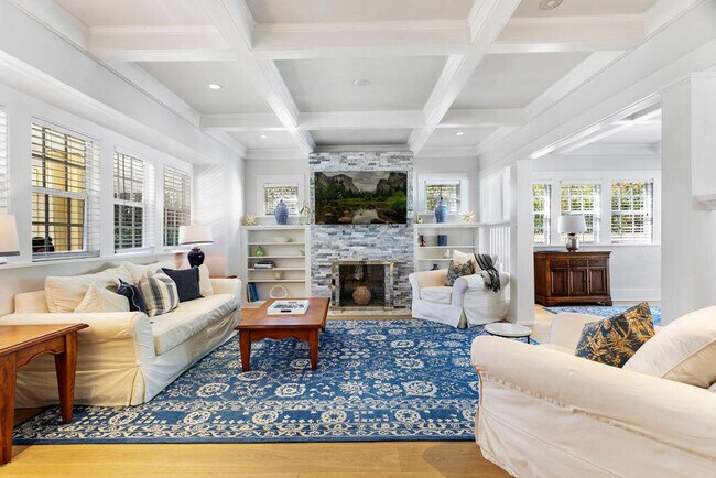 Photo - 141 Australian Ave