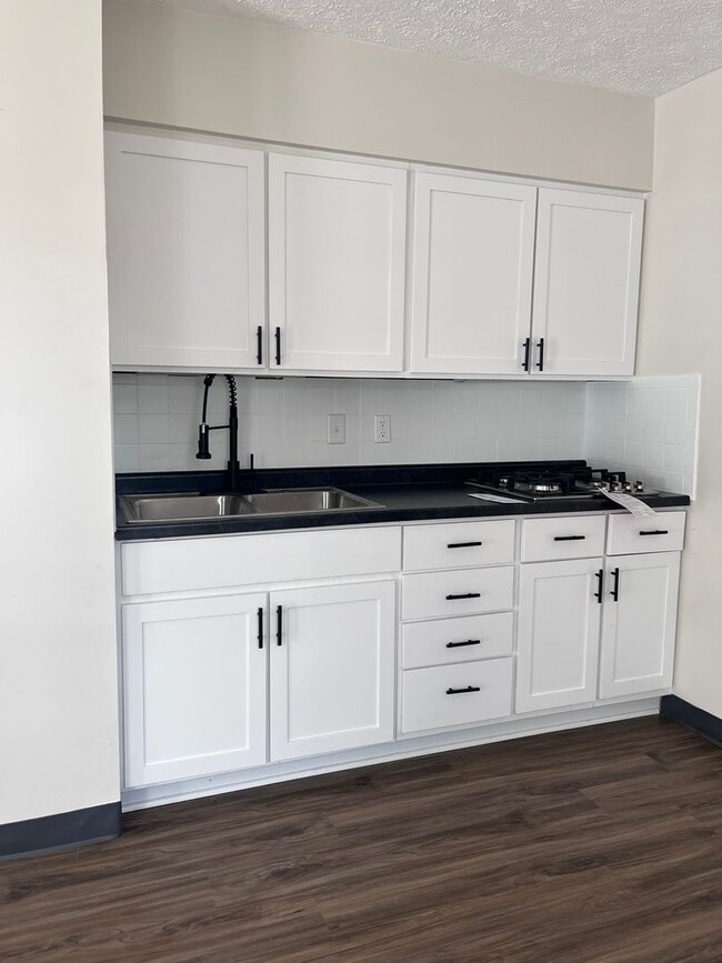 Photo - 1615 1617-1617 Canadian Ave Unidad 2 — 1617 Canadian Ave