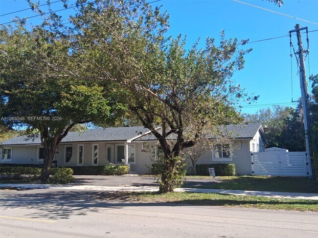 Photo - 12251 SW 82nd Ave Unit #2