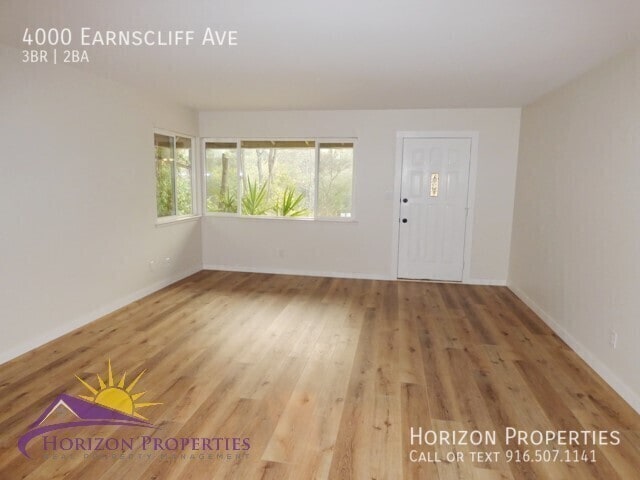 Photo - 4000 Earnscliff Ave