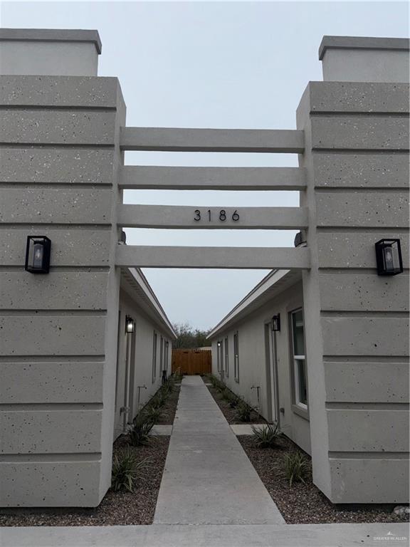 Photo - 19 Briggs Rd Unit 2