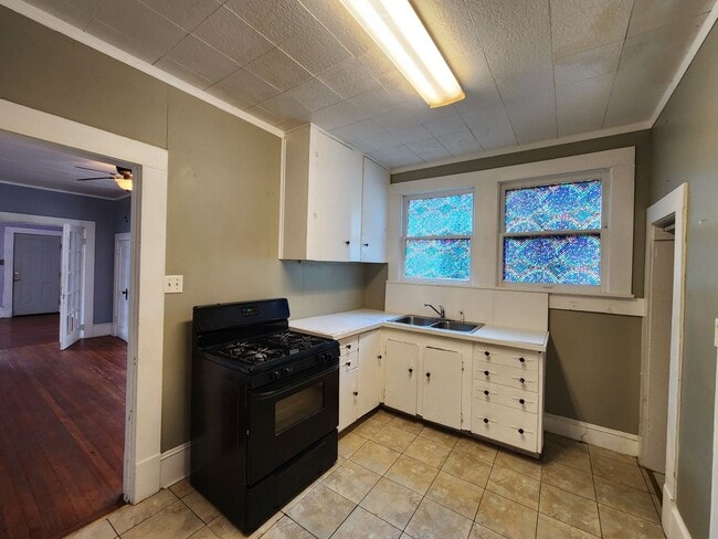 Photo - Duplex for Lease!